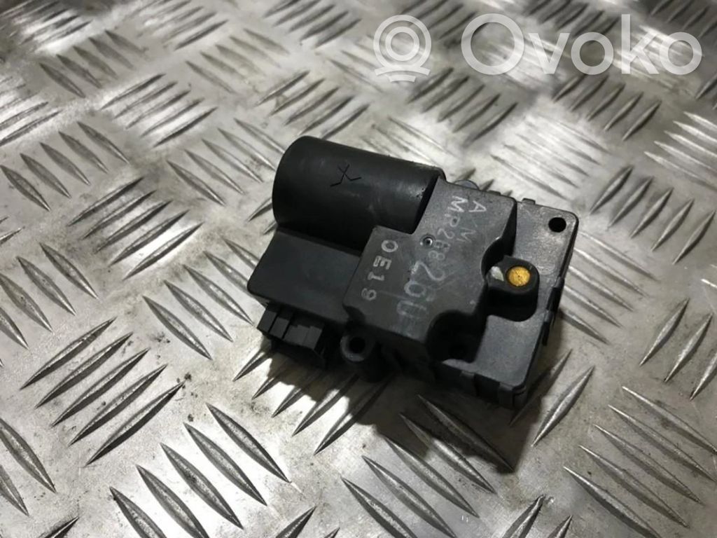 Volvo S40, V40 Motor/actuator clapetă aer 