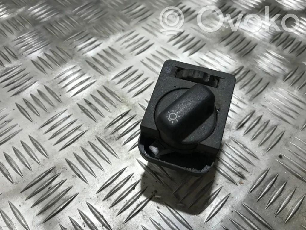 Opel Corsa B Light switch 