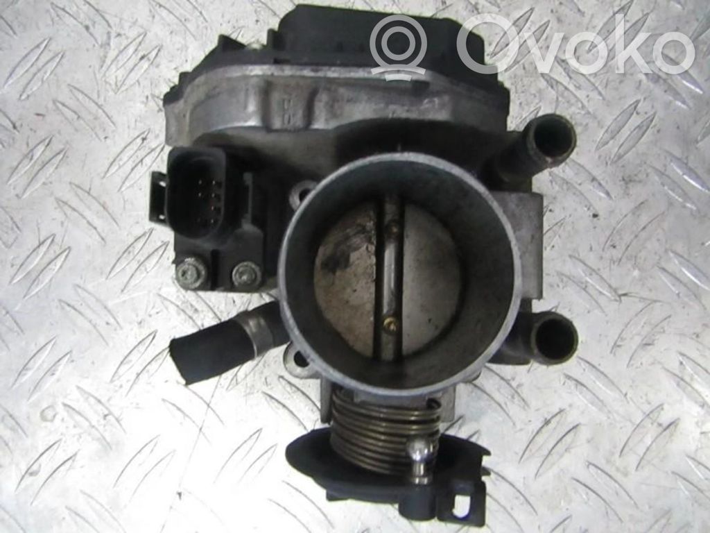 Audi A4 S4 B5 8D Clapetă accelerație 