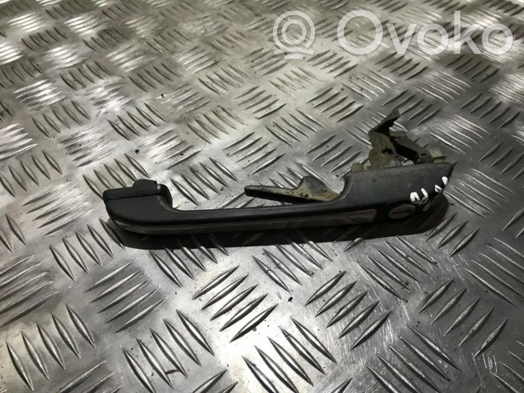 Volkswagen Jetta II Klamka zewnętrzna drzwi 