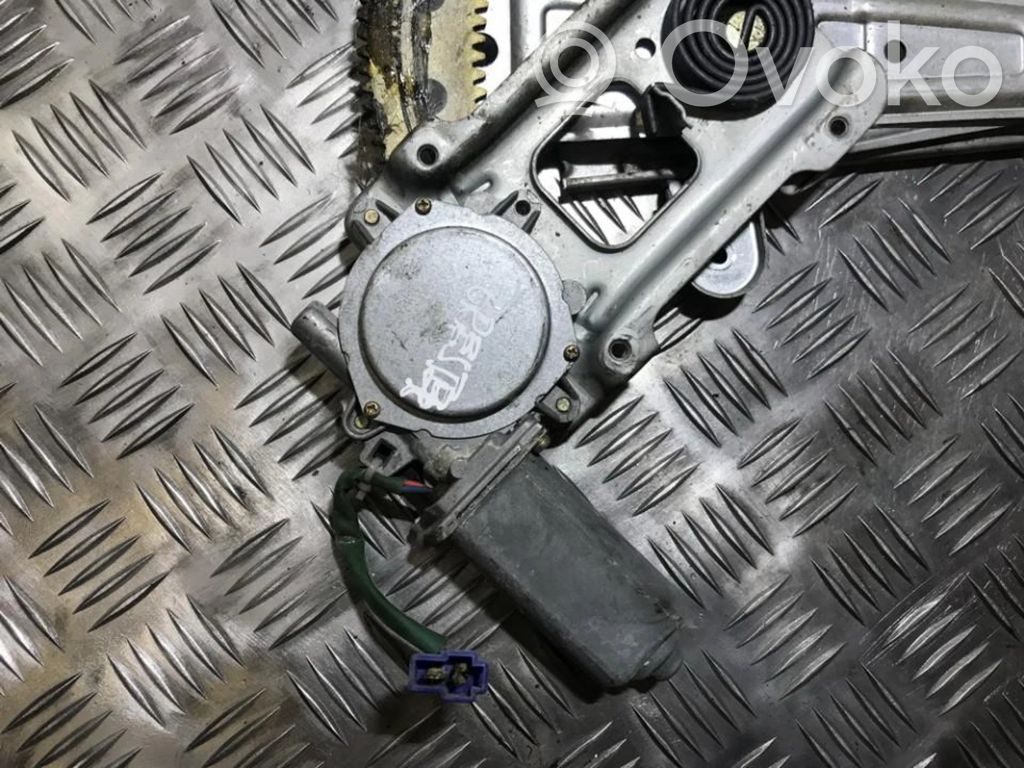 Motor del regulador de la ventanilla de la puerta delantera
