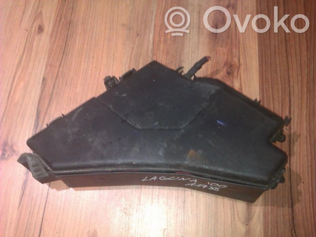 Renault Laguna I Set scatola dei fusibili 