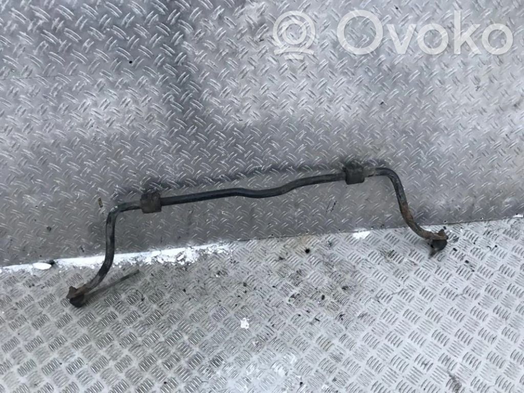 Barra estabilizadora delantera