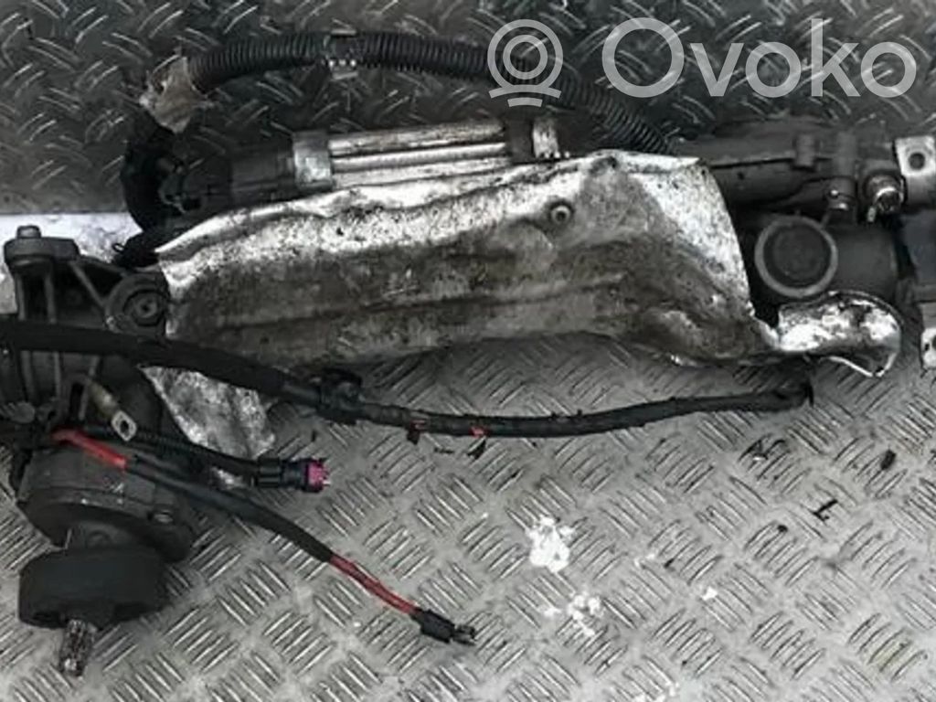 Volkswagen PASSAT B6 Stūres statnis 