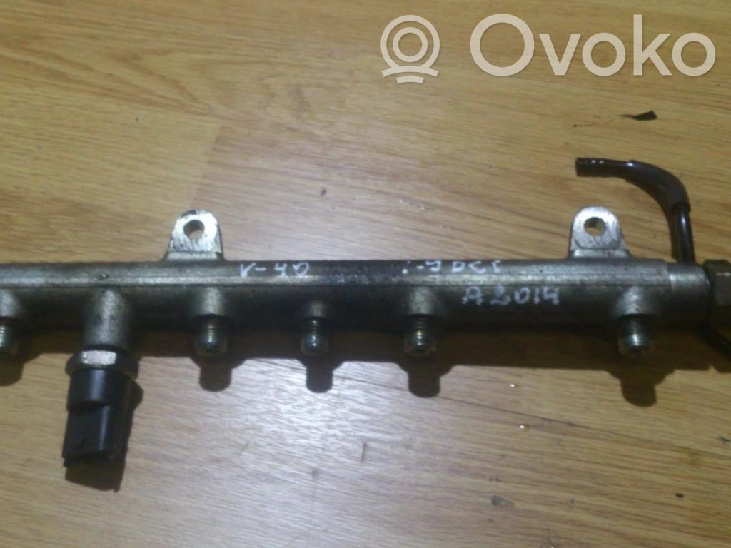 Volvo S40, V40 Rampă alimentare injectoare 