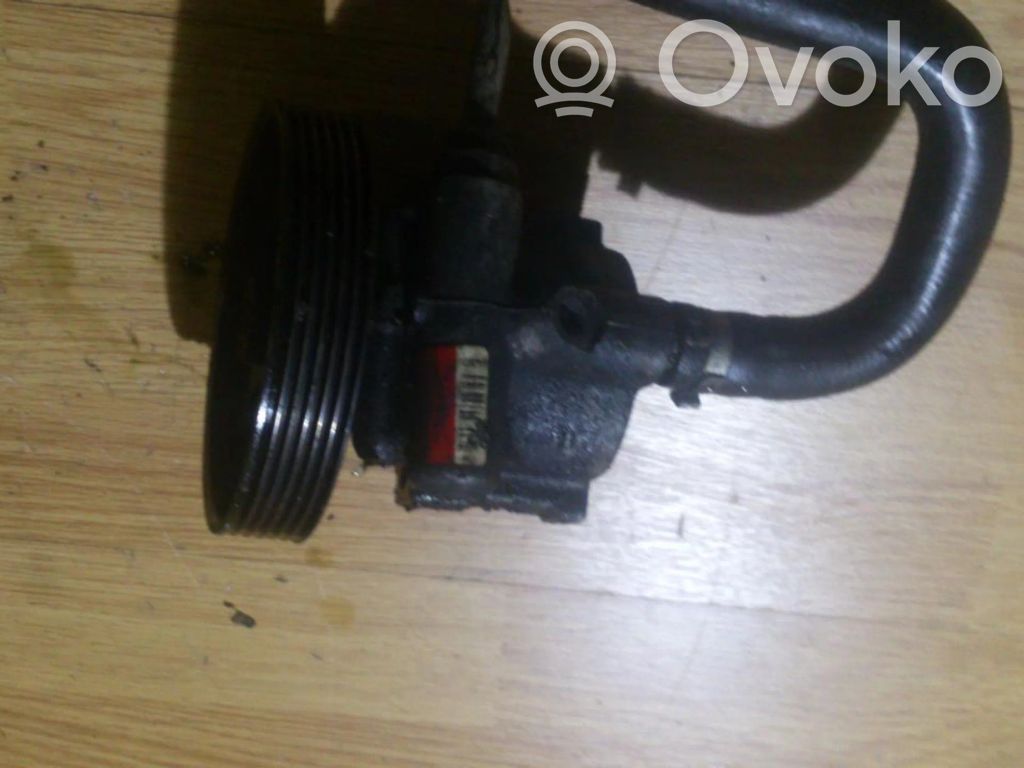 Ohjaustehostimen pumppu