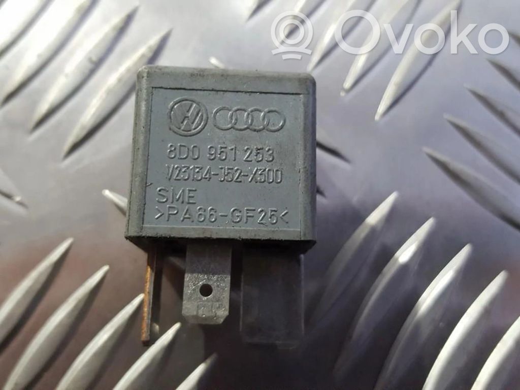 Volkswagen PASSAT B5.5 Alte relee