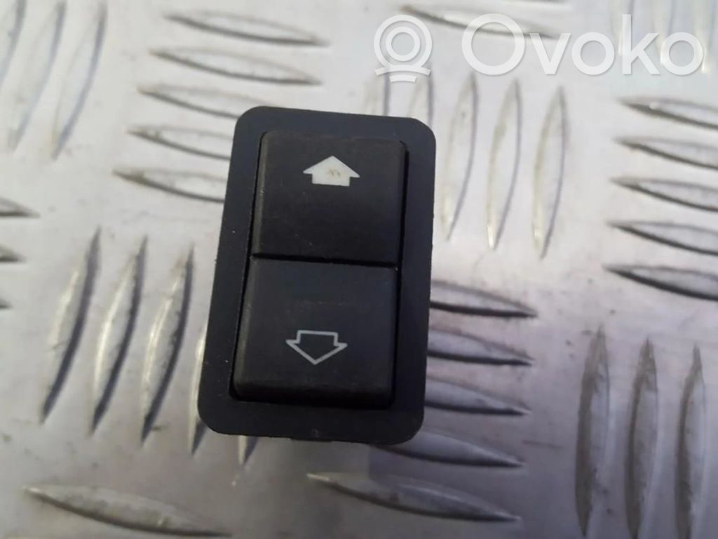 Interruptor del elevalunas eléctrico   8368932,8368932
