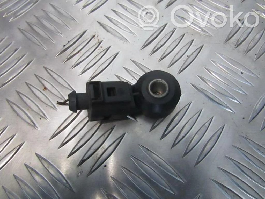Volkswagen Golf IV Sensor de petardeo del motor 