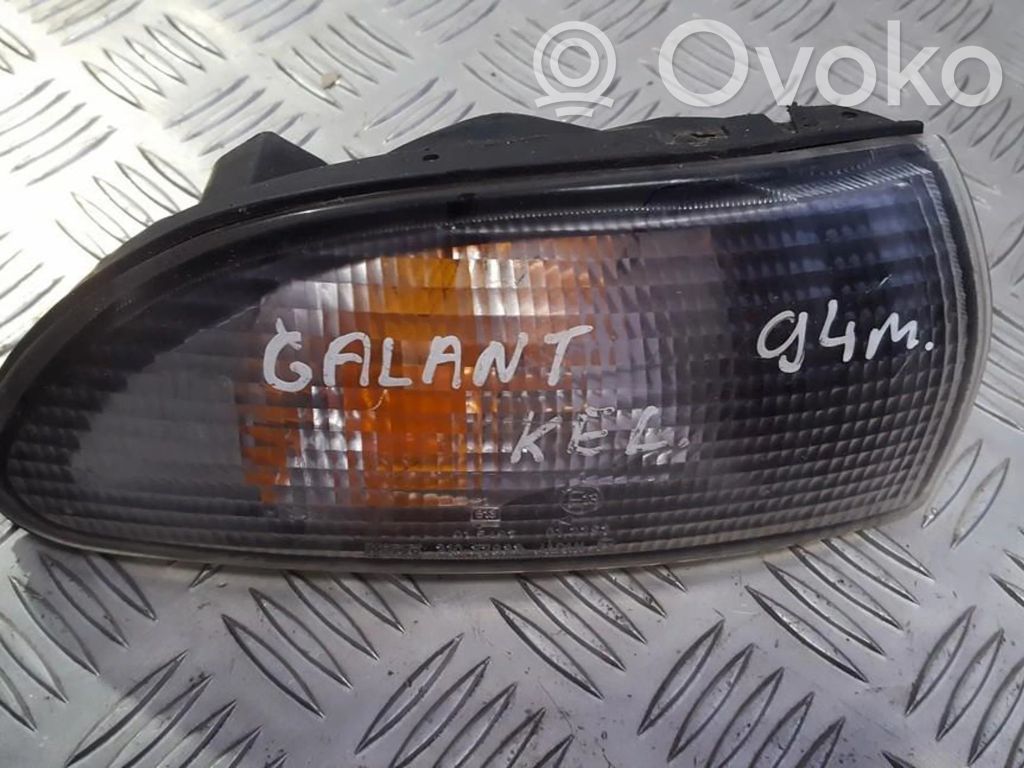 Mitsubishi Galant Semnalizator față 
