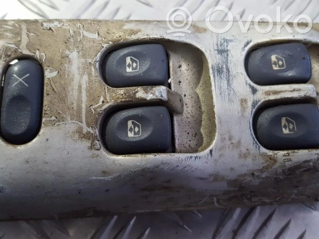 Interrupteur commade lève-vitre   7700876401,7700876401