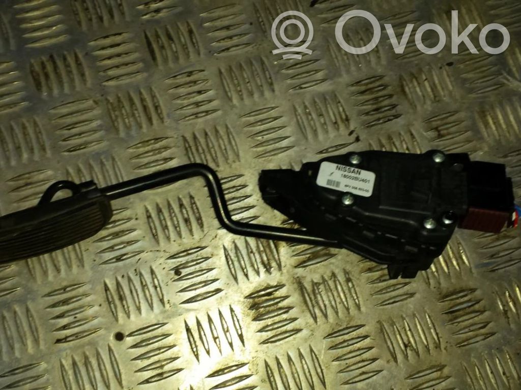 Nissan Almera Tino Gaspedal 