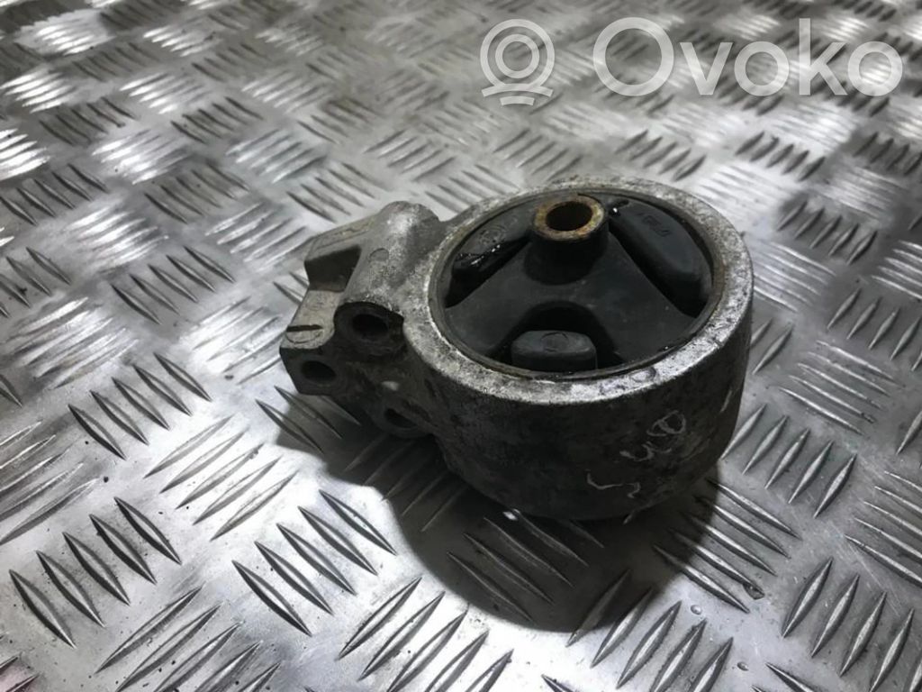 Volvo S40, V40 Supporto di montaggio del motore 