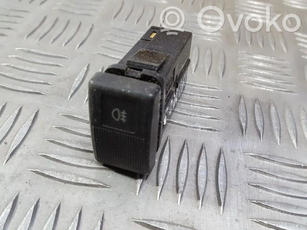 Fog light switch