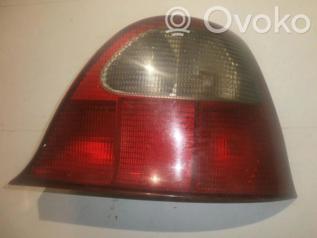 Lampa tylna