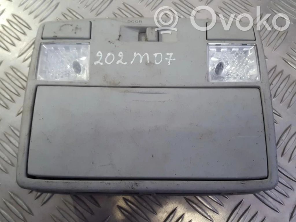 Etuistuimen valo   GK2A69970,GK2E69970,GK2A69970,GK2E69970
