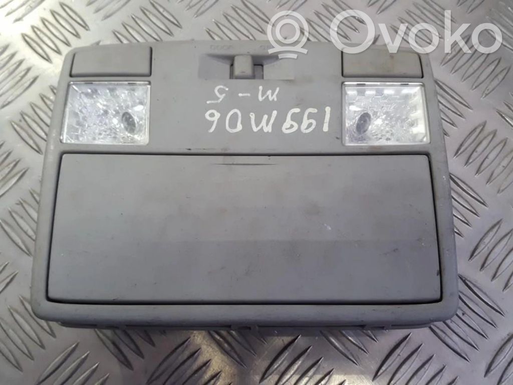 Etuistuimen valo   GK2A69970,GK2E69970,GK2A69970,GK2E69970
