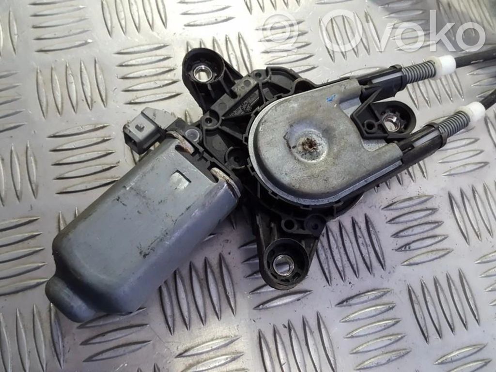 Peugeot 806 Silnik regulatora szyby drzwi przednich 