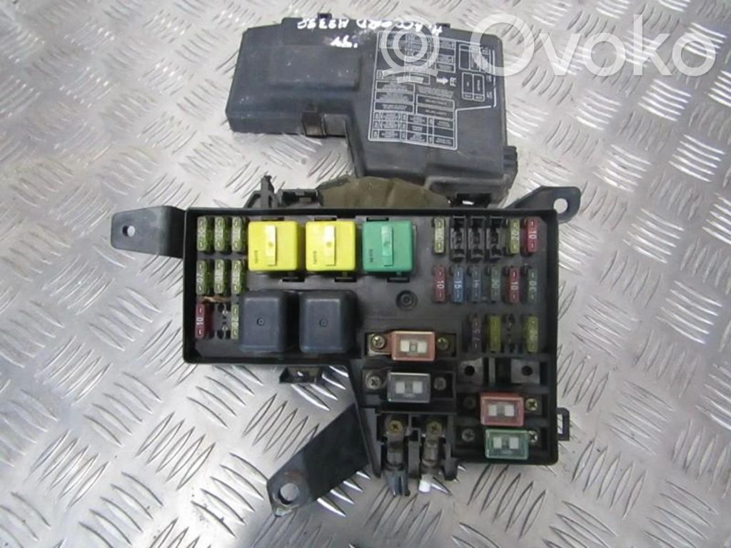Skrzynka bezpieczników / Komplet   3825ASN7G102,3825ASN7G102,124902010897,3825ASN7G102,3825ASN7G102