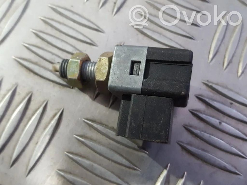 Interruptor sensor del pedal de freno   9381038100,9381038100,9381038100,9381038100