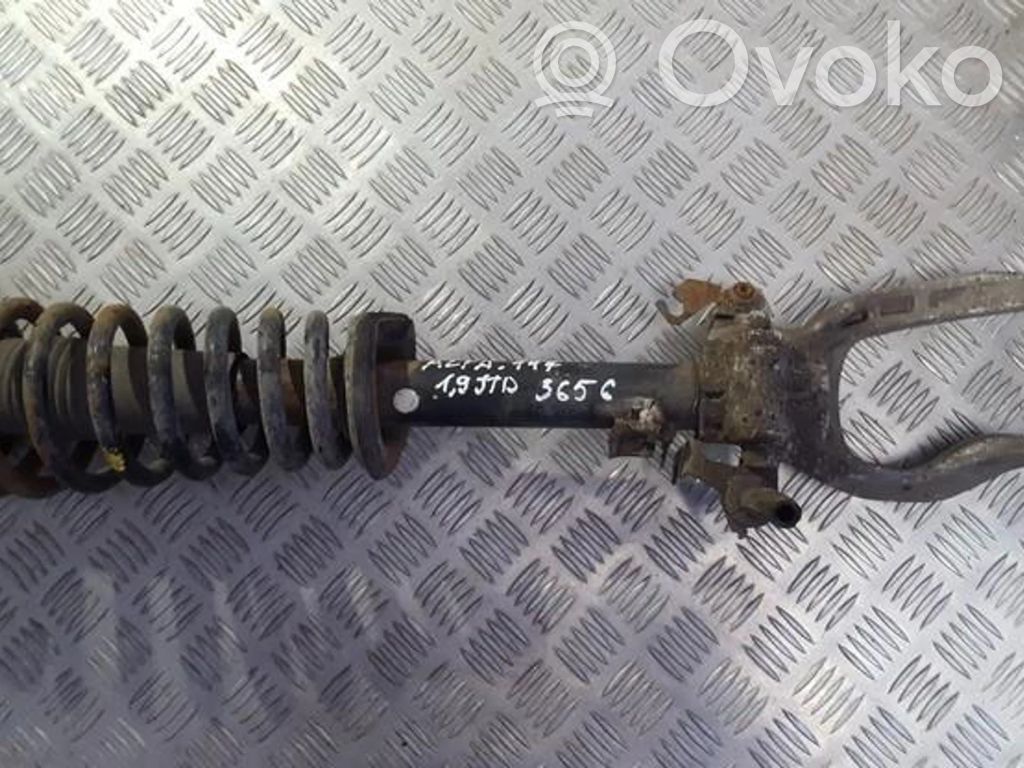 Alfa Romeo 147 Etuiskunvaimennin 