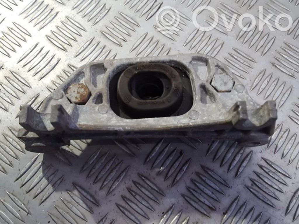 Renault Megane II Supporto di montaggio del motore