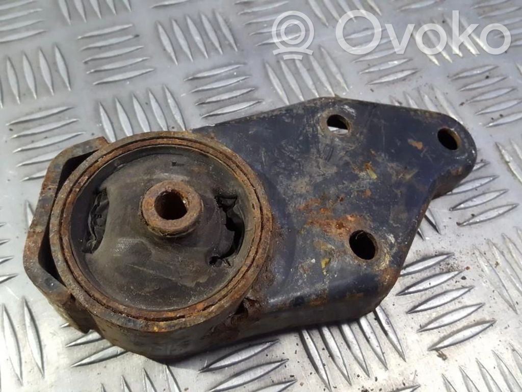 Nissan Quest Supporto di montaggio del motore
