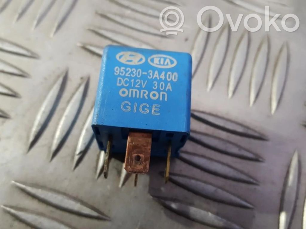 Alte relee   952303A400,952303A400,952303A400,952303A400