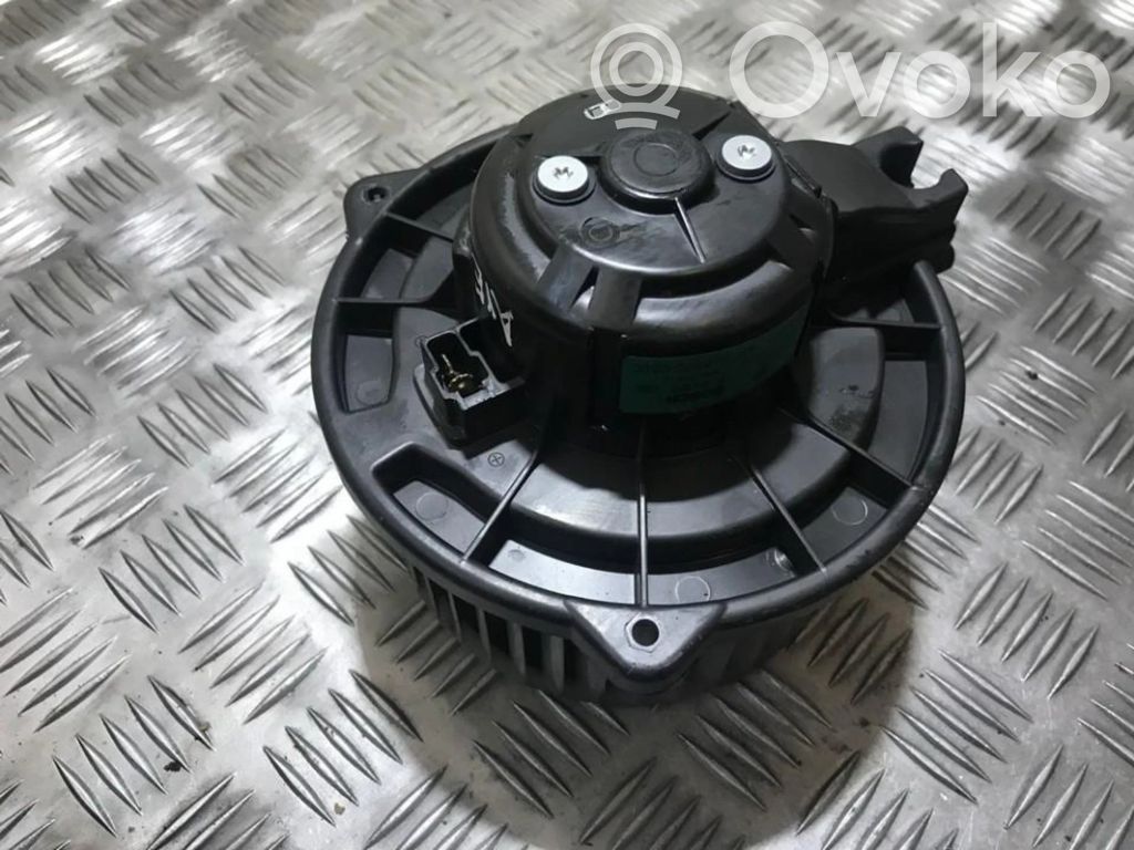 Toyota Avensis T250 Pulseur d'air habitacle