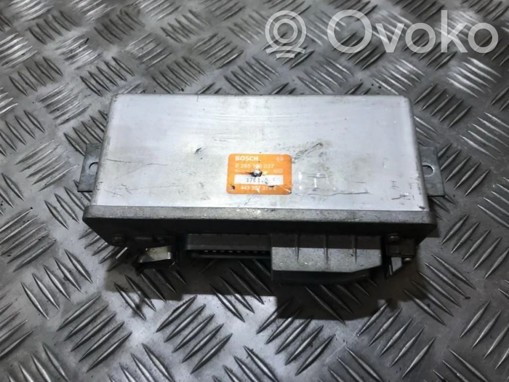 Unidad de control/módulo del ABS   0265100037,443907379C,0265100037,443907379C