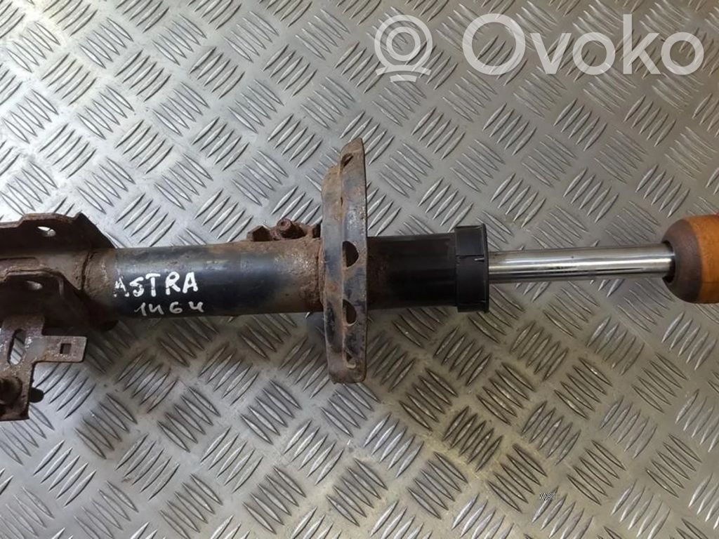Opel Astra H Amortyzator przedni 