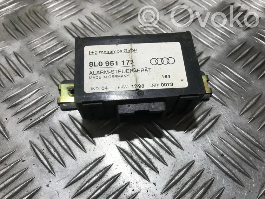 Alarm control unit/module   8L0951173,8L0951173
