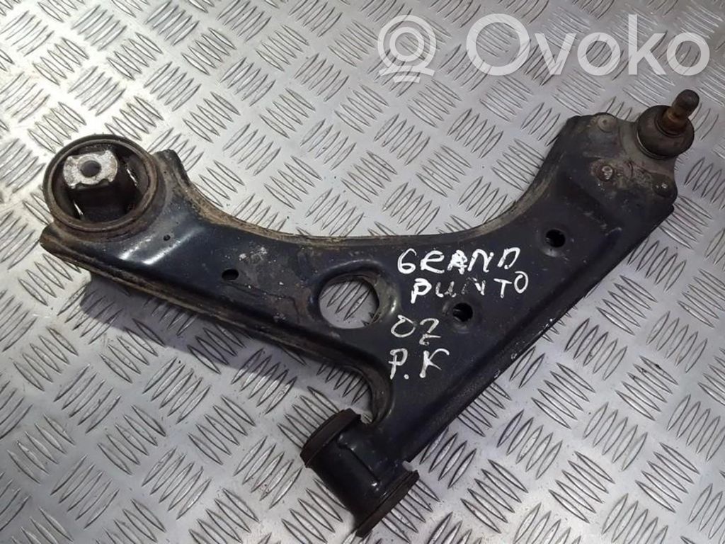 Fiat Grande Punto Querlenker Achsschenkel vorne 