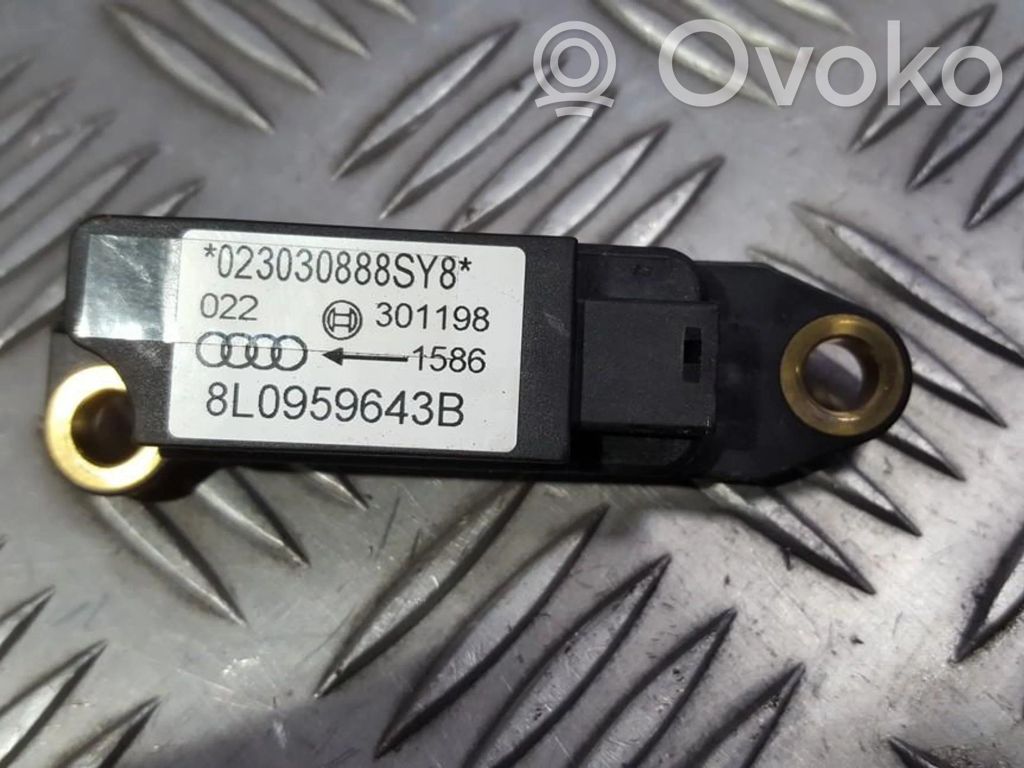 Airbagsensor Crashsensor Drucksensor   8L0959643B,301198,301198,8L0959643B