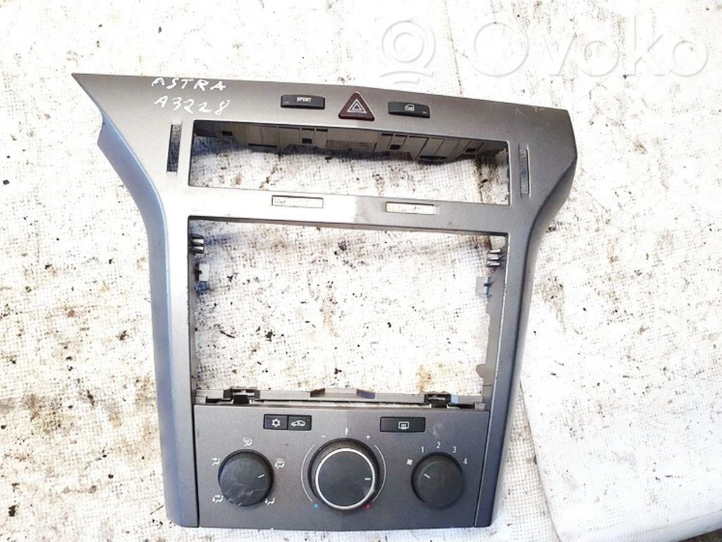 Opel Astra H Panel klimatyzacji 