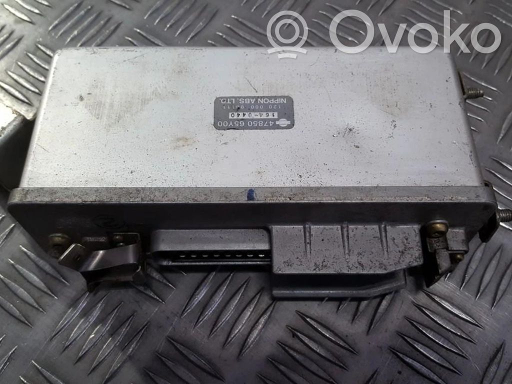 Nissan Sunny Sterownik / moduł ABS 