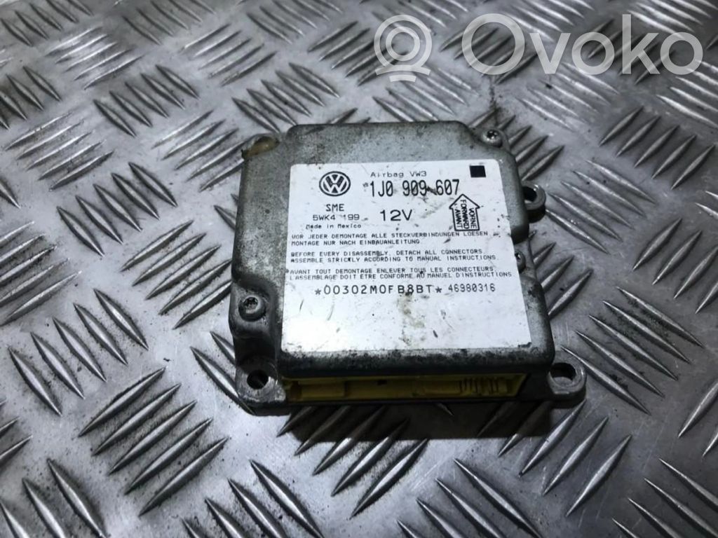 Volkswagen PASSAT B5 Unitate/modul de comandă airbaguri