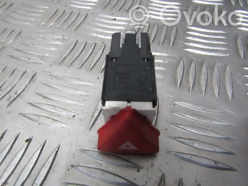 Botón interruptor de luz de peligro   1K0953509A,1K0953509A