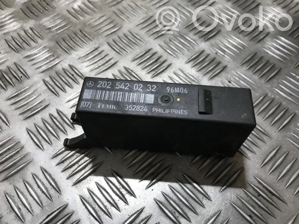 Valomoduuli LCM   2025420232,352824,2025420232,352824,96M06