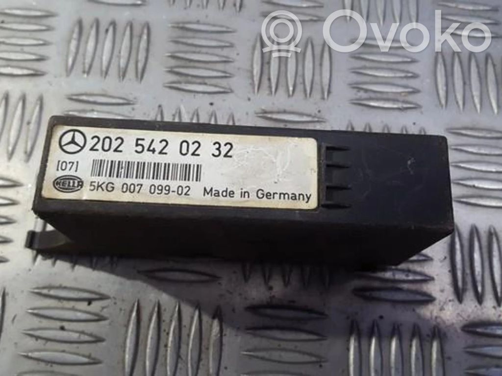 Inne komputery / moduły / sterowniki   2025420232,5KG0079902,2025420232,5KG0079902