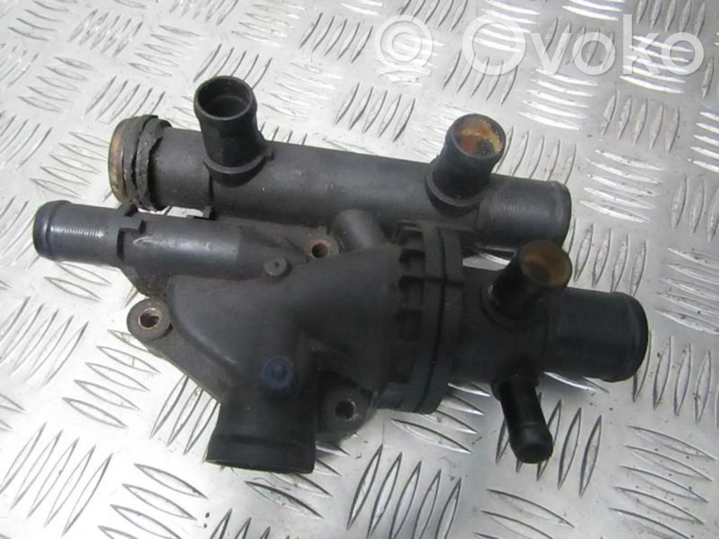 Renault Laguna II Tubo flessibile del liquido di raffreddamento del motore