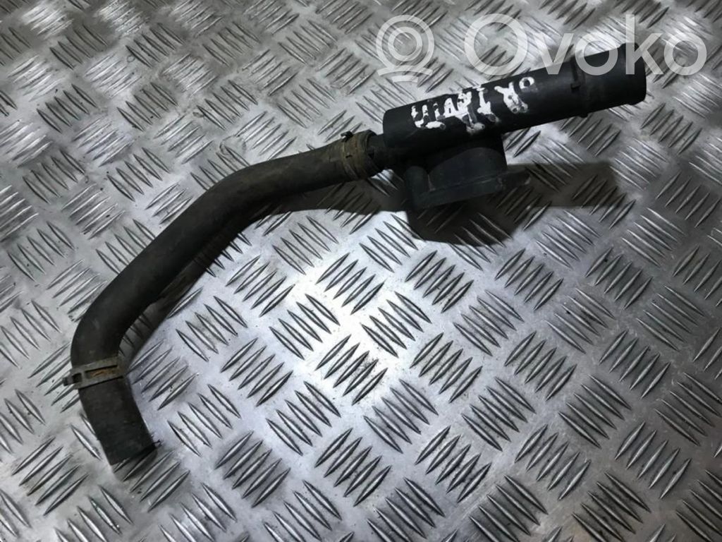 Volkswagen PASSAT B5 Conductă/furtun lichid de răcire motor