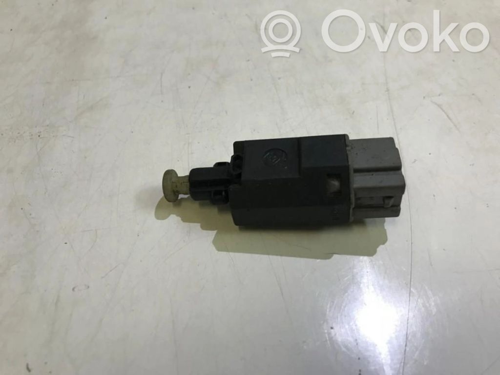 Mazda 323 F Bremzes pedāļa sensors 