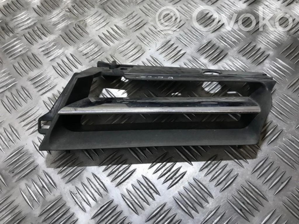 Alfa Romeo 156 Grilă față 