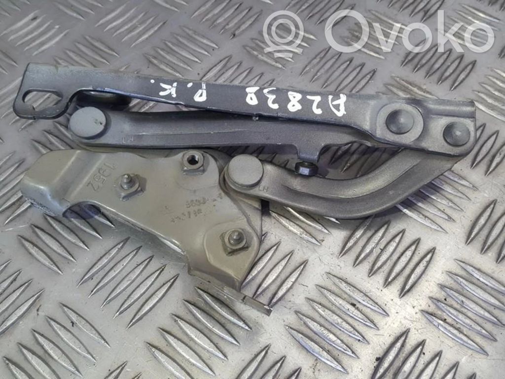 Opel Corsa D Konepellin saranat 