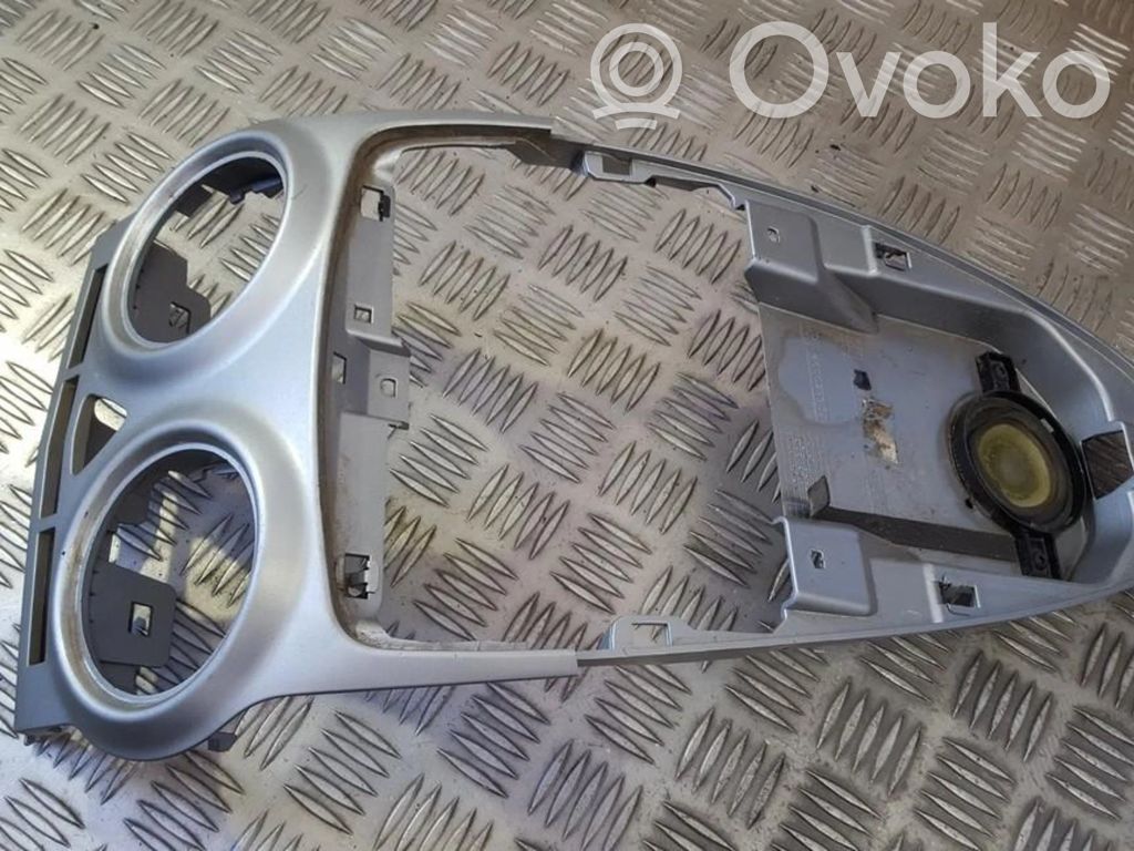 Opel Corsa D Altra parte interiore 