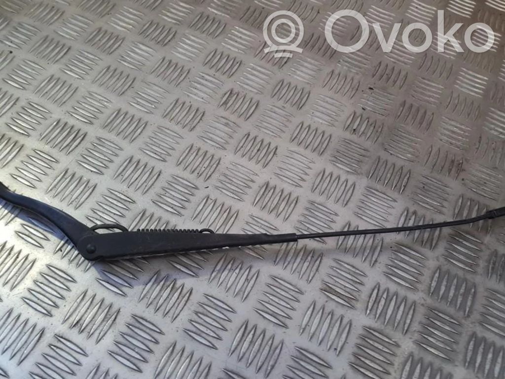 Opel Corsa D Bras d'essuie-glace avant