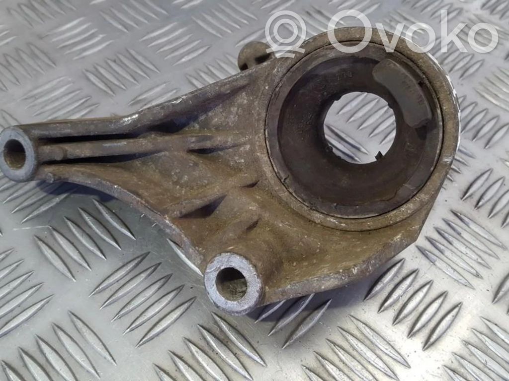 Opel Astra G Moottorin kiinnikekorvake