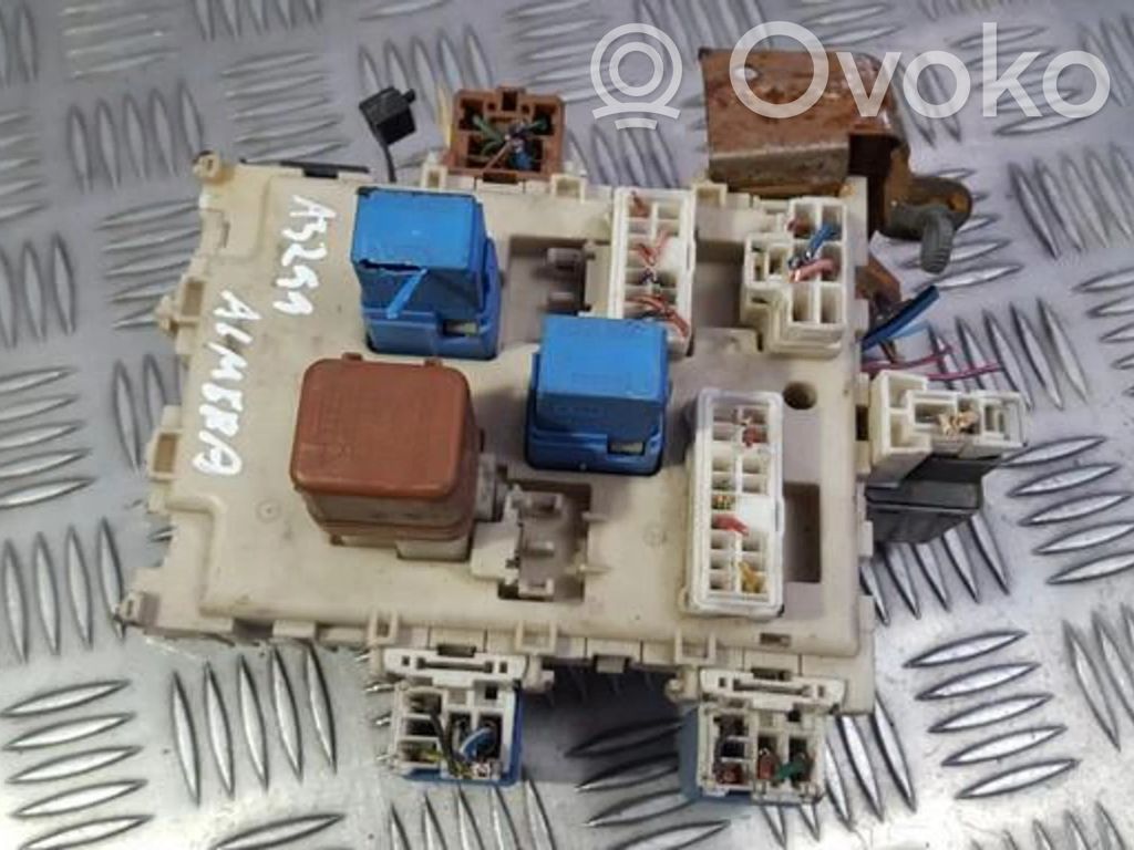 Nissan Primera Set cutie siguranțe 