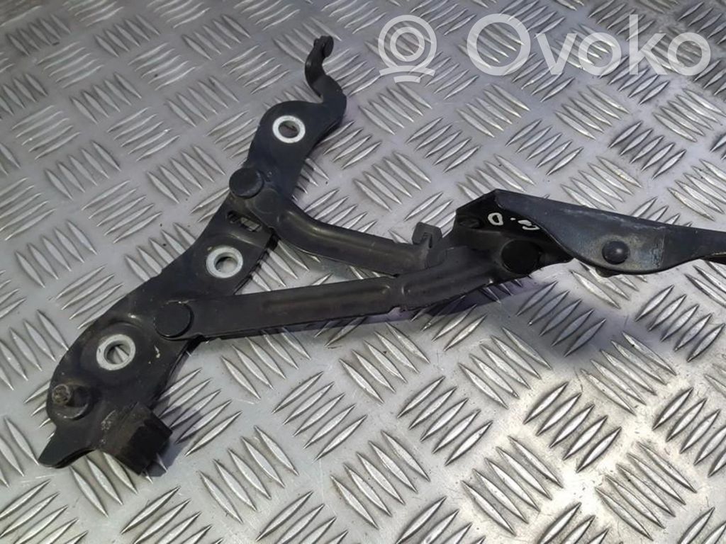 Volvo S60 Tailgate/trunk/boot hinge 